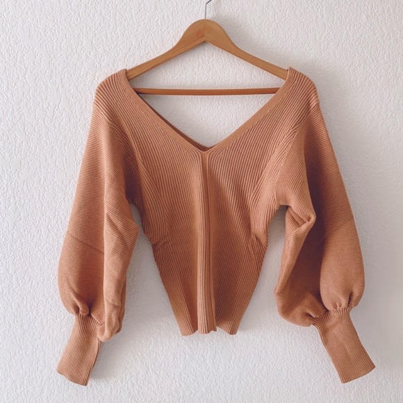 V-Neck Balloon Sleeve Rib Sweater - Picture 9 of 11